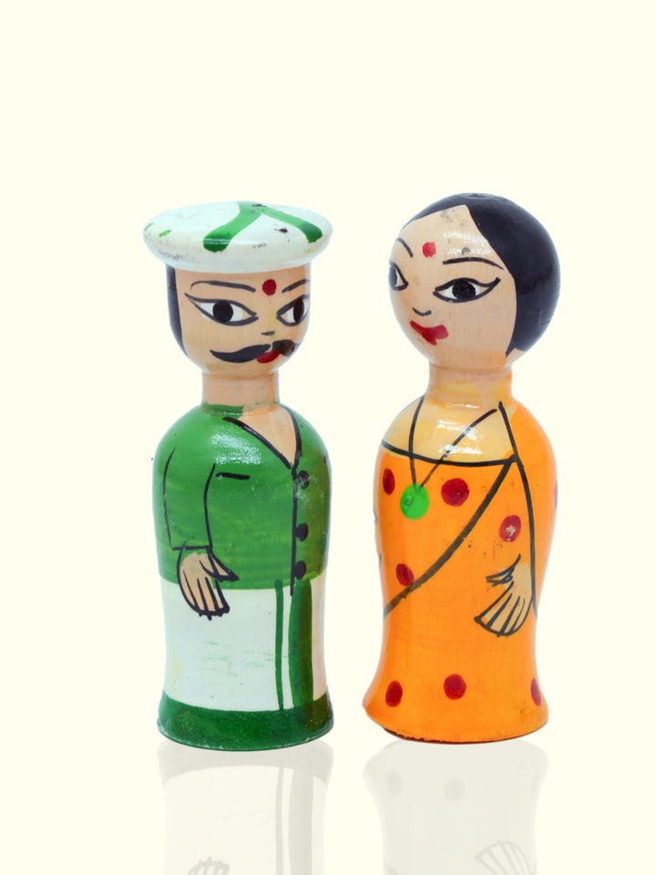 2.75" Traditional Indian Couple Wooden Peg Doll