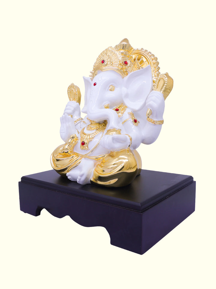 9.5" Ganapathy (White with Gold Colour)