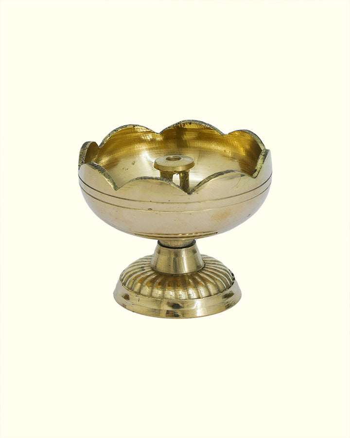 1.5" Brass Deepam with Rudra Center (Tomato Shaped)