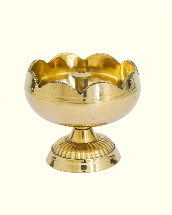 2.5" Brass Deepam with Rudra Center (Tomato Shaped)