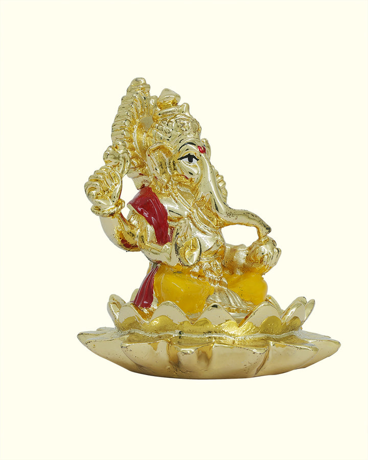 2.5" Ganapathy Sitting on Lotus (Gold Colour)