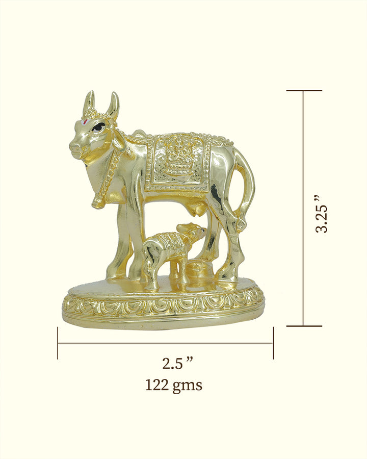 3.25" கன்றுக்குட்டியுடன் கோ மாதா (தங்க நிறம்)