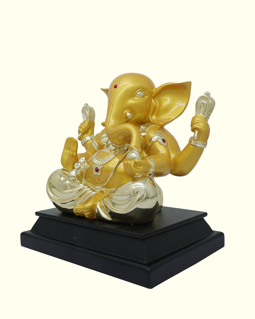 7.5" Ganapathy in Sitting Position (Combination of Gold, Silver and Black Colour)