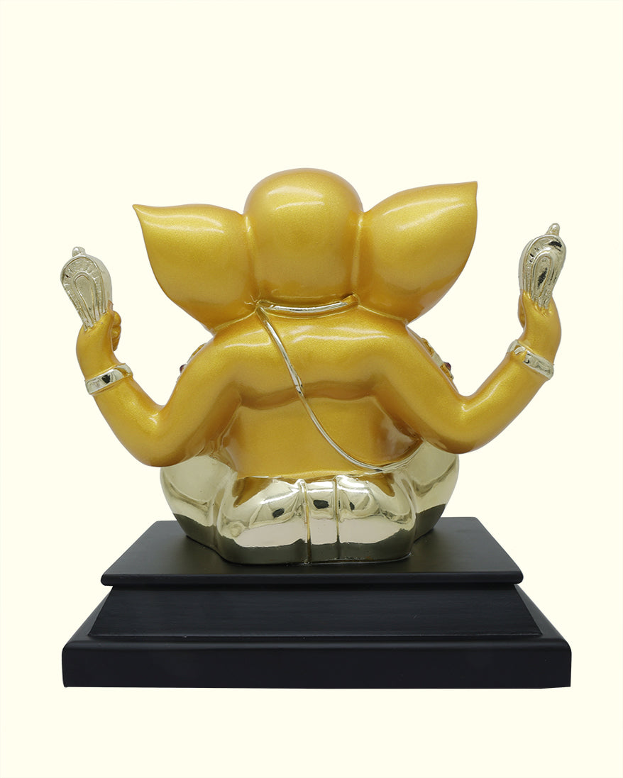 7.5" Ganapathy in Sitting Position (Combination of Gold, Silver and Black Colour)