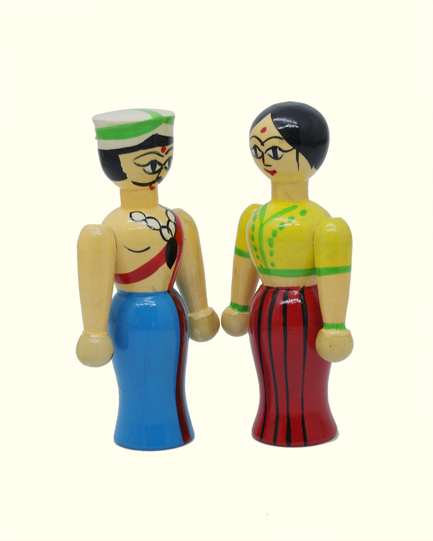 4.5" Village Couple Wooden Toy