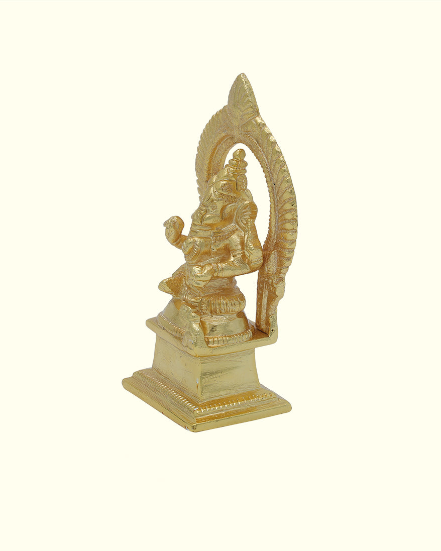 4" Ganapathy with "Arch Design" (Brass Idol)