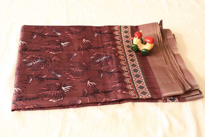 Rich Grape Cotton Fancy Saree With Silver Zari, Leaf Designs And Square Butta Blouse