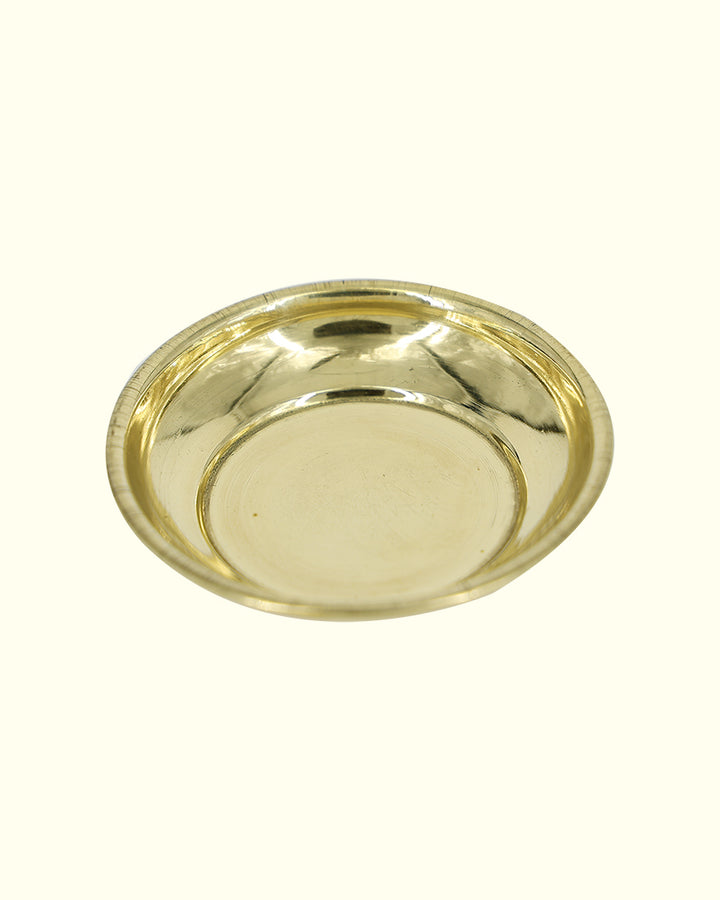 2.5” Elegant Brass Plain Alva Plate