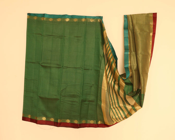 Silk Cotton Saree With Dark Maroon Thread Border And Gold Zari Lotus Design