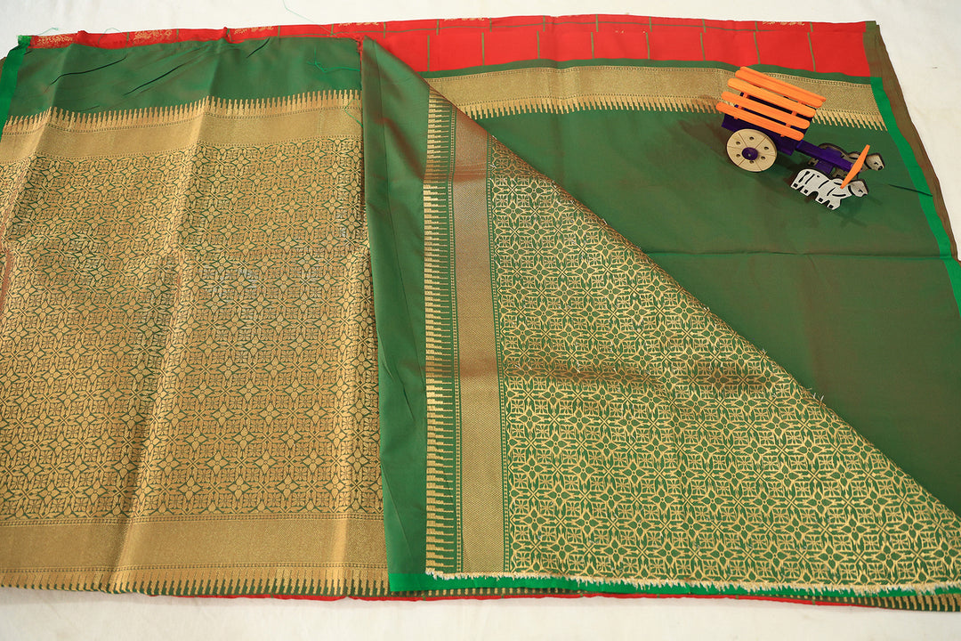 Soft Silk Saree With Contrasting Checks, Gold Zari, Grand Pallu And Plain Blouse