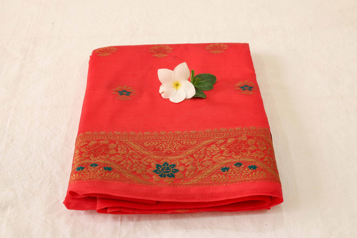 Soft Silk Saree With Gold Zari Floral Border, Artistic Buttas And Running Blouse