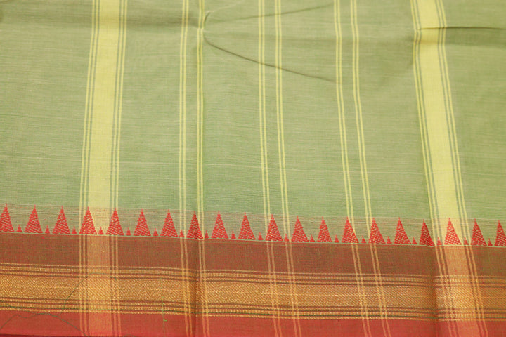 Kanchi Cotton Jacquard Border Saree with Zari Thread Accents