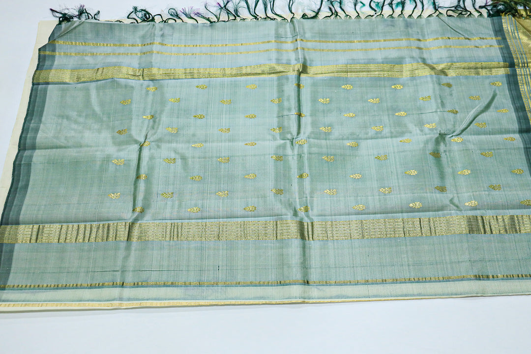 Kanchipuram Pure Silk Saree With Contrast Border, Gold Zari Accents And Tassels