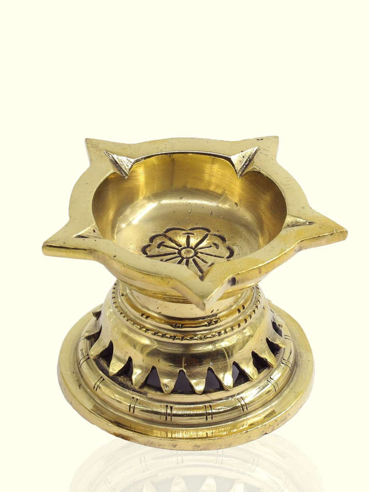 2.5" Brass Deepa - Star Shape - Sripuram Store